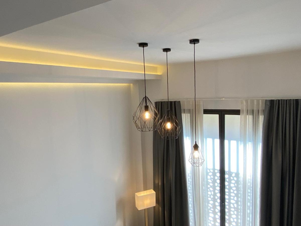 Ferienwohnung Loft Laura Nervion Sevilla Exterior foto